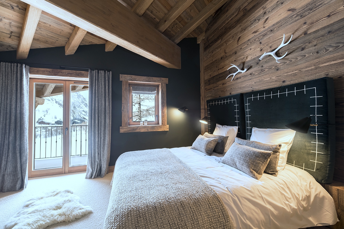 chalet-ovalala.-val-isere-luxe-bedroom2